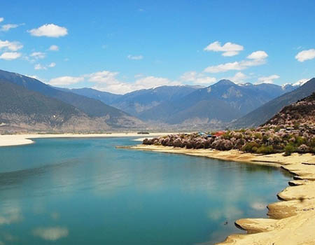 Yarlung Zangbo River